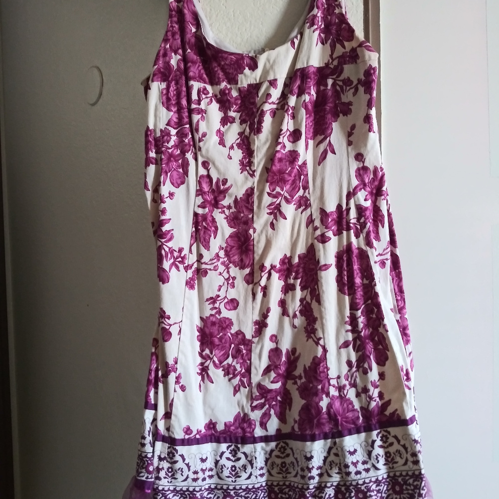 Jones Studio size 16 cream and purple dress 🍾